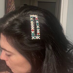Festive holiday hair clip ✨